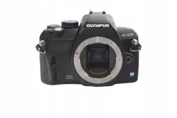 Lustrzanki Olympus: Czy warto kupić używany aparat w 2026?