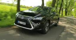 Jaki samochód ma Tusk? Poznaj jego Lexus RX 450h i jego zalety