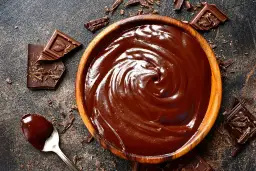 Polewa czekoladowa na ciasto przepis - idealna i prosta w przygotowaniu