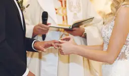 Czy ślub w kościele polskokatolickim jest ważny? Sprawdź jego znaczenie