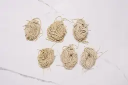 Jak ugotować makaron ramen idealnie, unikając sklejania i błędów