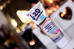 Under Twenty BB 01 czy 02? Wybierz idealny odcień dla siebie!