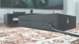 Jak podłączyć Xboxa do telewizora i uniknąć problemów z ustawieniem