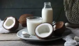 Czy mleko kokosowe jest dietetyczne? Sprawdź, co powinieneś wiedzieć