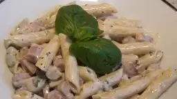 Makaron penne pełnoziarnisty: odkryj jego zdrowotne korzyści i przepisy