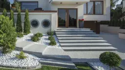 Czym obłożyć schody wejściowe, aby uniknąć niebezpieczeństw i kosztów?