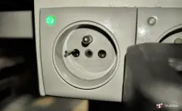 Czy w pociągach Intercity są gniazdka? Sprawdź przed podróżą!