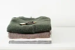 Co zrobić z ubraniami? 5 sposobów na ich mądre wykorzystanie