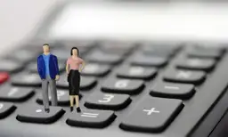 Czy lepiej rozliczać się razem czy osobno? Sprawdź, co się opłaca