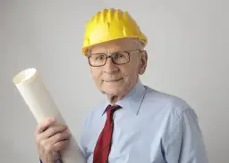 Ile można chorować przed emeryturą? Sprawdź swoje prawa i ochronę