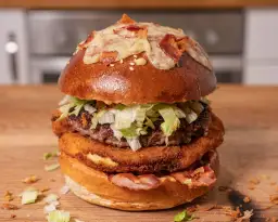 Jaki ser do burgera drwala? Odkryj idealne połączenia smaków