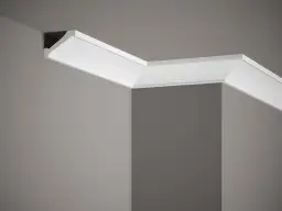 Perfekcyjne cięcie listew sufitowych: Narożniki jak u pro