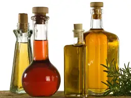 Jaki olej do sałatek? Odkryj zdrowe i smaczne opcje dla siebie