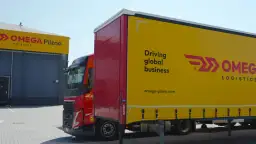 Naczepa BDF co to jest? Kluczowe informacje i zastosowania w logistyce