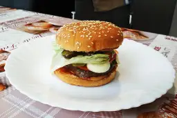 Jak zrobić hamburgery - prosty przepis na pyszne domowe burgery