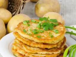 Co zamiast jajek do placków ziemniaczanych? Sprawdzone zamienniki