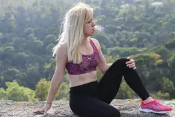 Co to znaczy fit? Odkryj różne znaczenia w zdrowiu i modzie