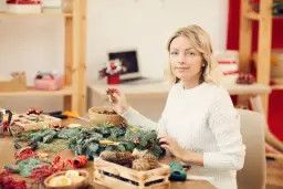 Jak zrobić ozdoby świąteczne na okno - kreatywne pomysły DIY