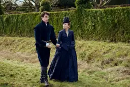 Premiera serialu z Julianne Moore i Nicholasem Galitzine'em na SkyShowtime