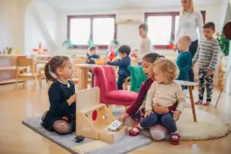 Jak ubrać dziecko do przedszkola, by było wygodnie i praktycznie przez cały dzień