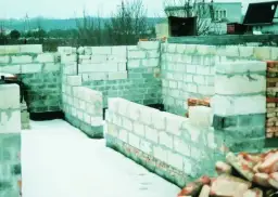 Czy piwnica powinna być w księdze wieczystej? Sprawdź konsekwencje prawne