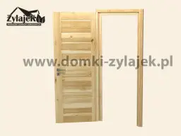 Drzwi drewniane tracą ciepło? Ocieplij je sam i oszczędź!