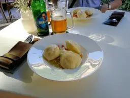 Ołomuniec gdzie zjeść - odkryj najlepsze miejsca na pyszny obiad