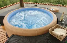 Lay-Z-Spa: Jak wybrać, używać i pielęgnować jacuzzi ogrodowe?