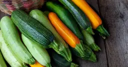 Czy cukinia jest dietetyczna? Odkryj jej niskokaloryczne właściwości