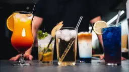 Jak zrobić drinka bezalkoholowego, który zaskoczy Twoich gości