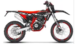Enduro 125 4T jakie modele wybrać? Sprawdź ich wady i zalety