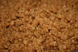 Jak zrobić wegańskie mięso, które zachwyci smakiem i teksturą