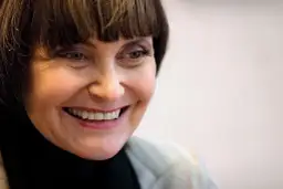Kto jest prezydentem Szwajcarii? Poznaj rolę i wpływ Viola Amherd
