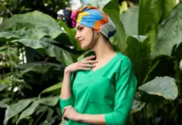 Jakie apaszki są modne – trendy, które musisz znać w tym sezonie