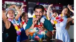 Co na siebie włożyć? Idealny strój hawajski krok po kroku!