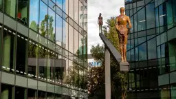 Ruchoma rzeźba – fascynujący świat sztuki ruchomej i jej historia