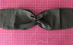 Jak uszyć kokardę w prosty sposób - krok po kroku z poradami