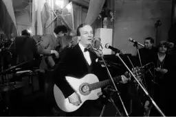 Kto zaśpiewał tajemniczą piosenkę Cicha Woda? Nieznana historia hitu