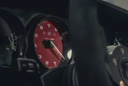 Kiedy silnik uzyskuje maksymalną moc i jak to wpływa na wydajność