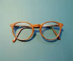 Czy okulary z apteki szkodzą? Sprawdź, jakie mogą być skutki uboczne