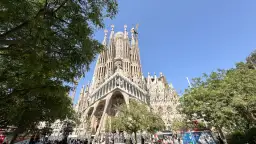 Nocleg w Barcelonie gdzie najlepiej: Odkryj ukryte skarby i porady