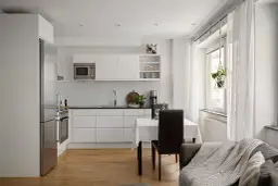 Jak dobrać oświetlenie do salonu? Uniknij 7 błędów!