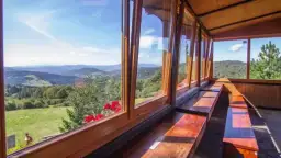 Bacówka nad Wierchomlą: Czy warto? Noclegi, szlaki, kuchnia, widoki