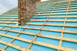 Jakie gwoździe do łat i kontrłat – uniknij błędów w wyborze!