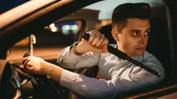 Czy pałka teleskopowa jest legalna? Przepisy, które musisz znać