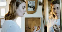 Czuję zapach perfum, którego nie ma – zrozumienie tego zjawiska