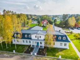 Dworek pod Kasztanami: Sprawdź ofertę i standard opieki dla seniora