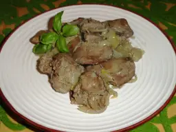 Wątróbka drobiowa: przepis na miękką i soczystą. Nigdy więcej goryczy!