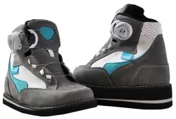 Buty ortopedyczne dla dorosłych: Gdzie kupić i jak uzyskać refundację?