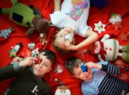 Sylwester z dzieckiem: 10 najlepszych miejsc i pomysłów na zabawę